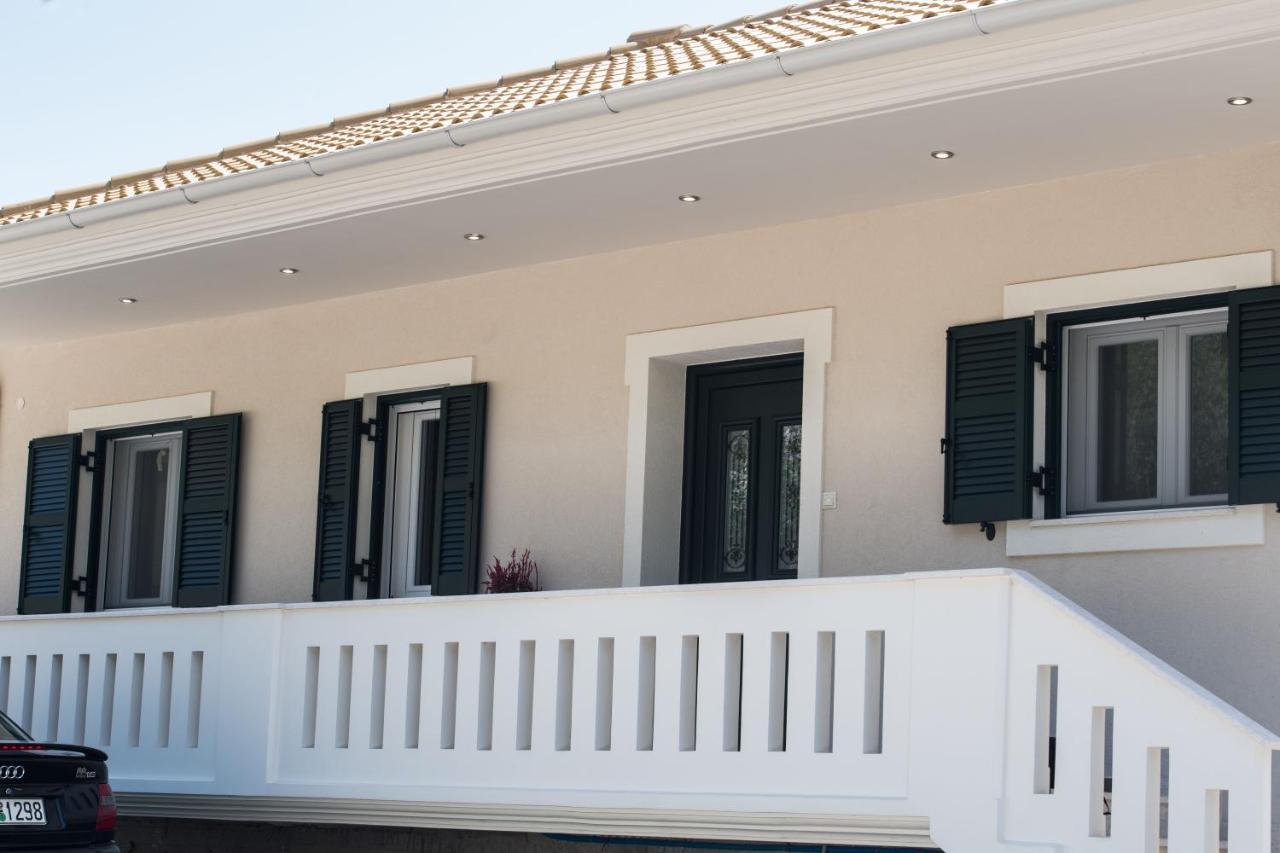 Casa De Blue Daire Kariá Dış mekan fotoğraf